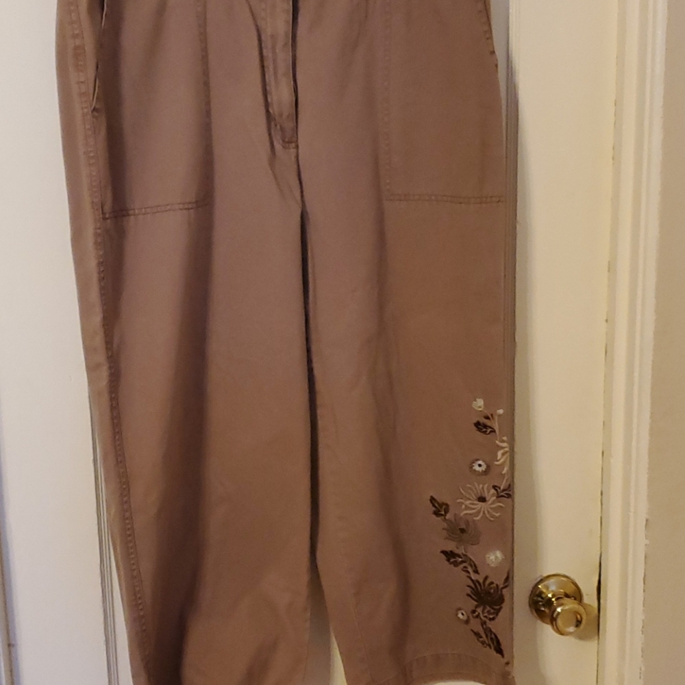 Cute capri pants